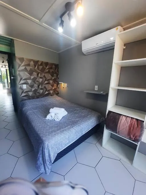 Apartamento Container Com Patio, Vaga Para Carro E Split Canoas
